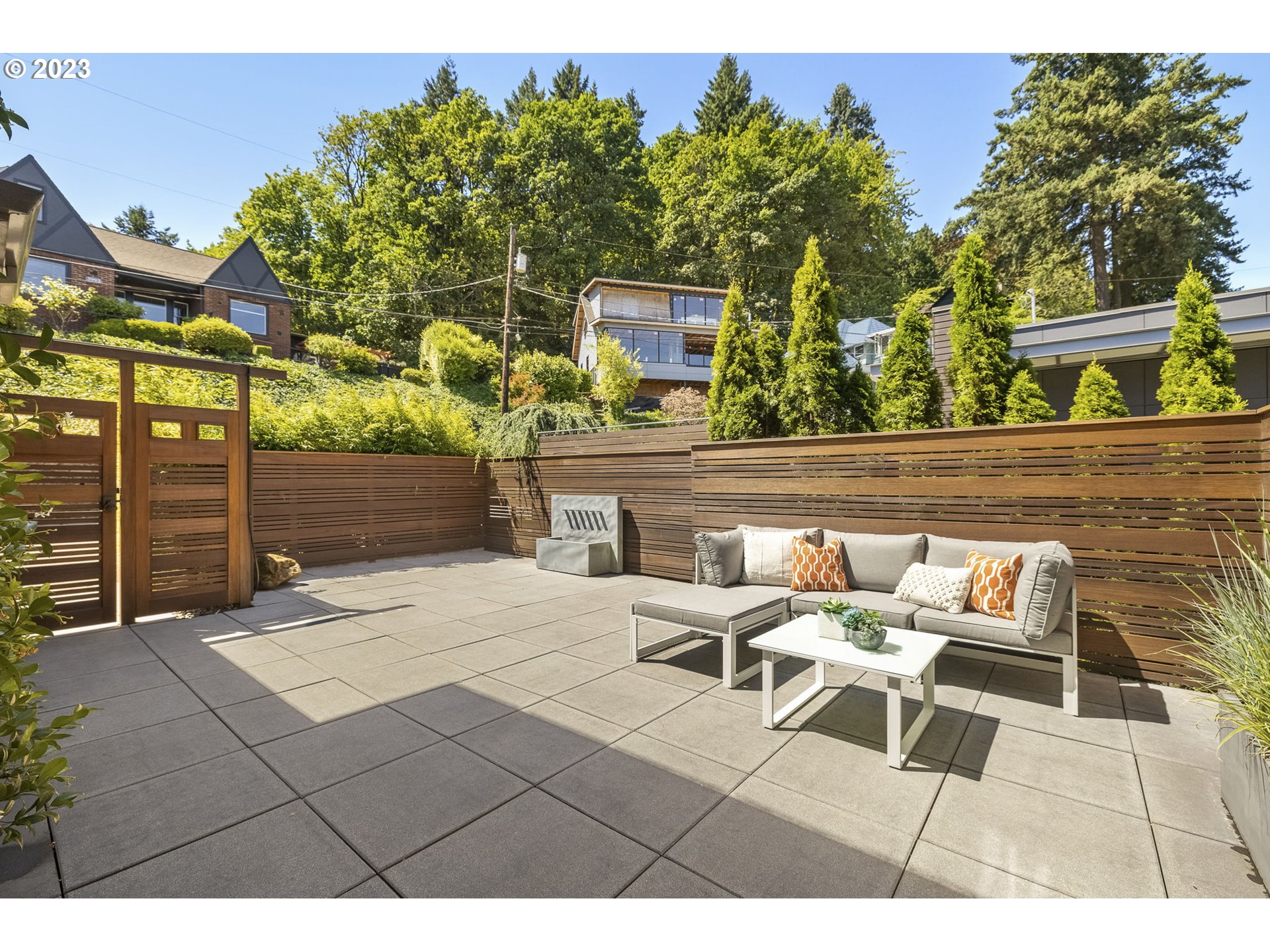 3986 Southwest Condor Avenue Portland, OR 97239 - Photo 3 of 48 Courtyard
