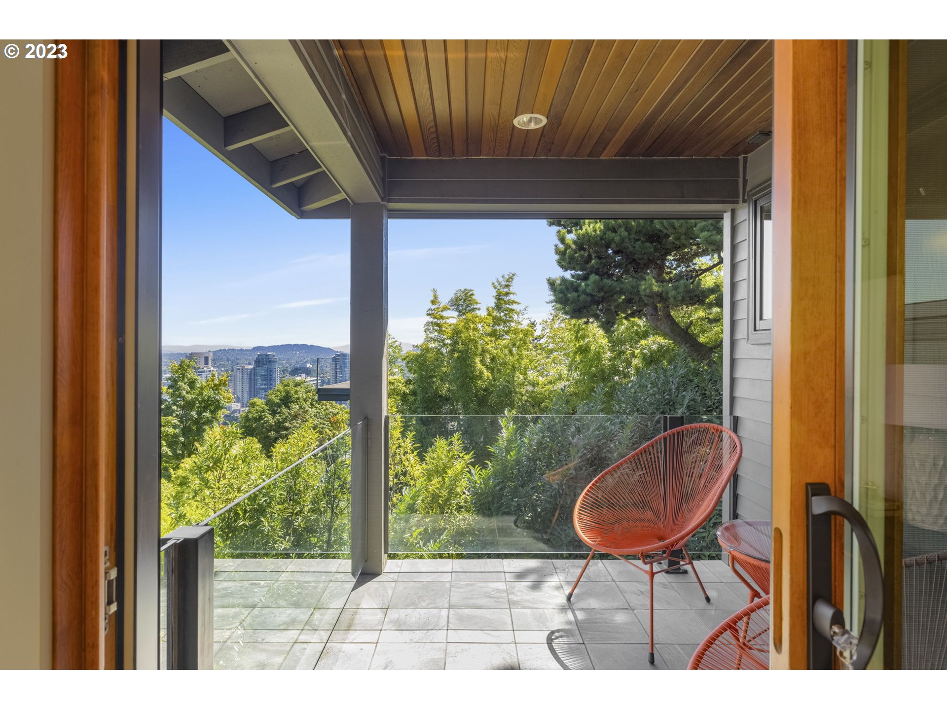 3986 Southwest Condor Avenue Portland, OR 97239 - Photo 32 of 48 Balcony