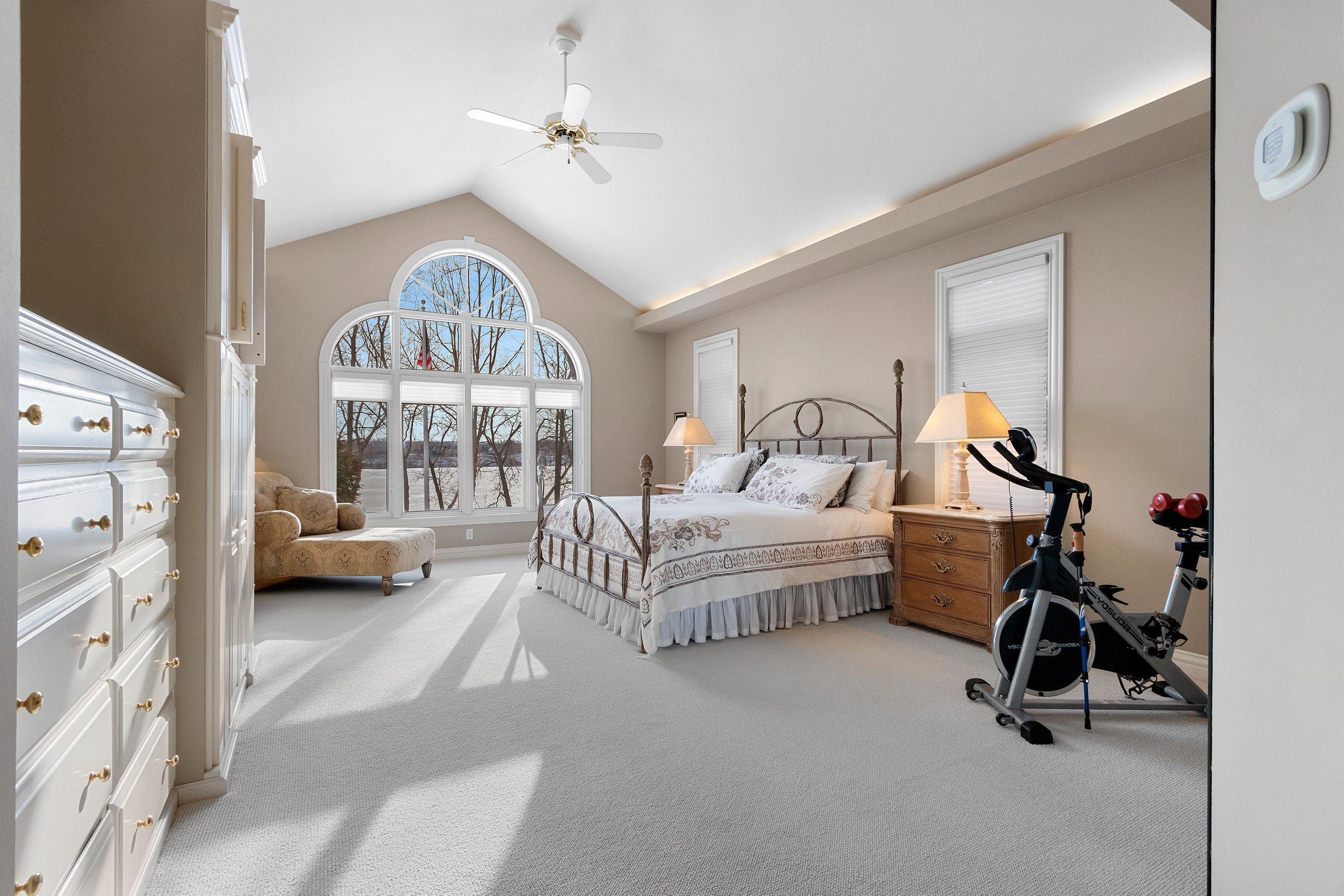 2355 Lost Dauphin Road De Pere, WI 54115 - Photo 15 of 51