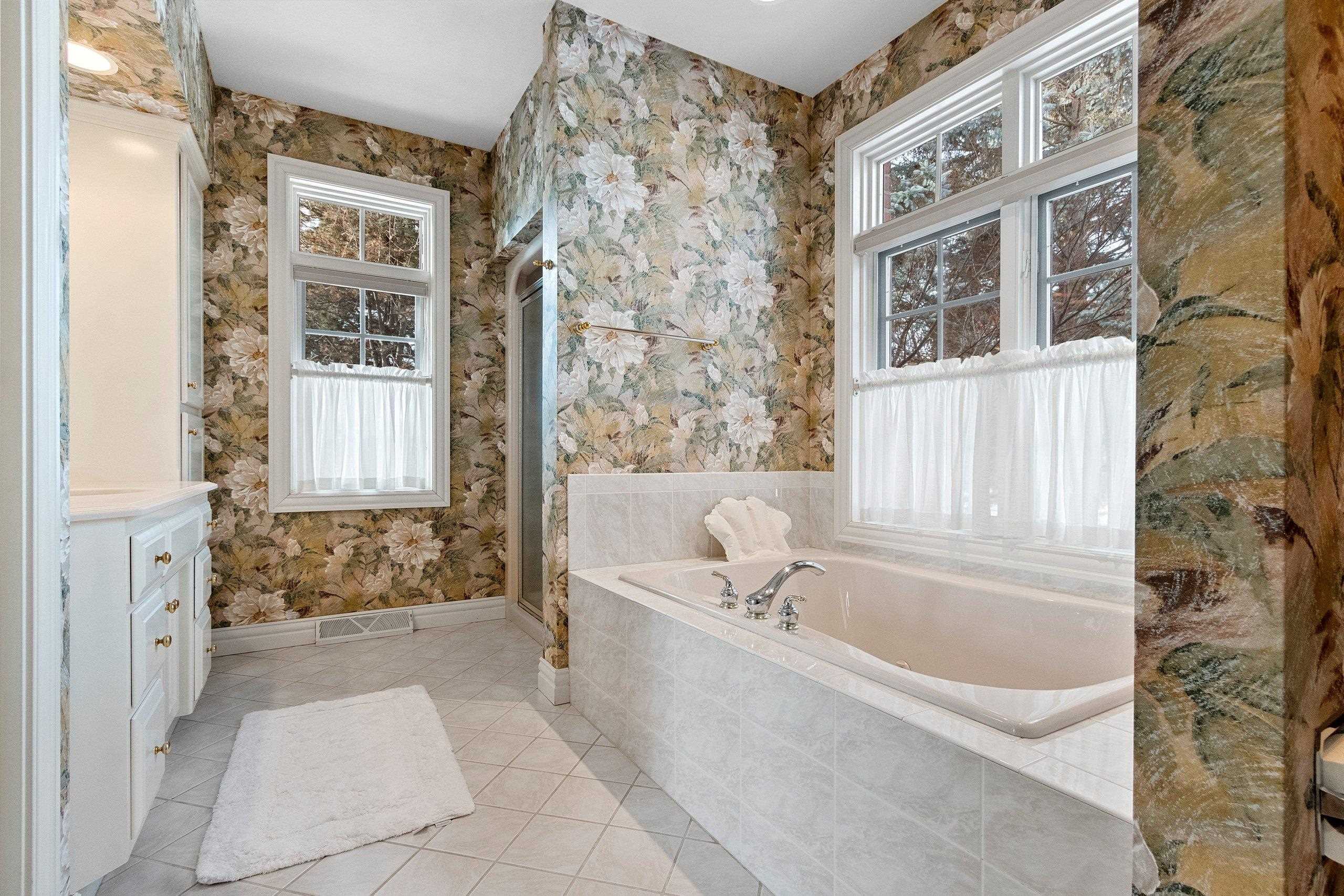 2355 Lost Dauphin Road De Pere, WI 54115 - Photo 20 of 51