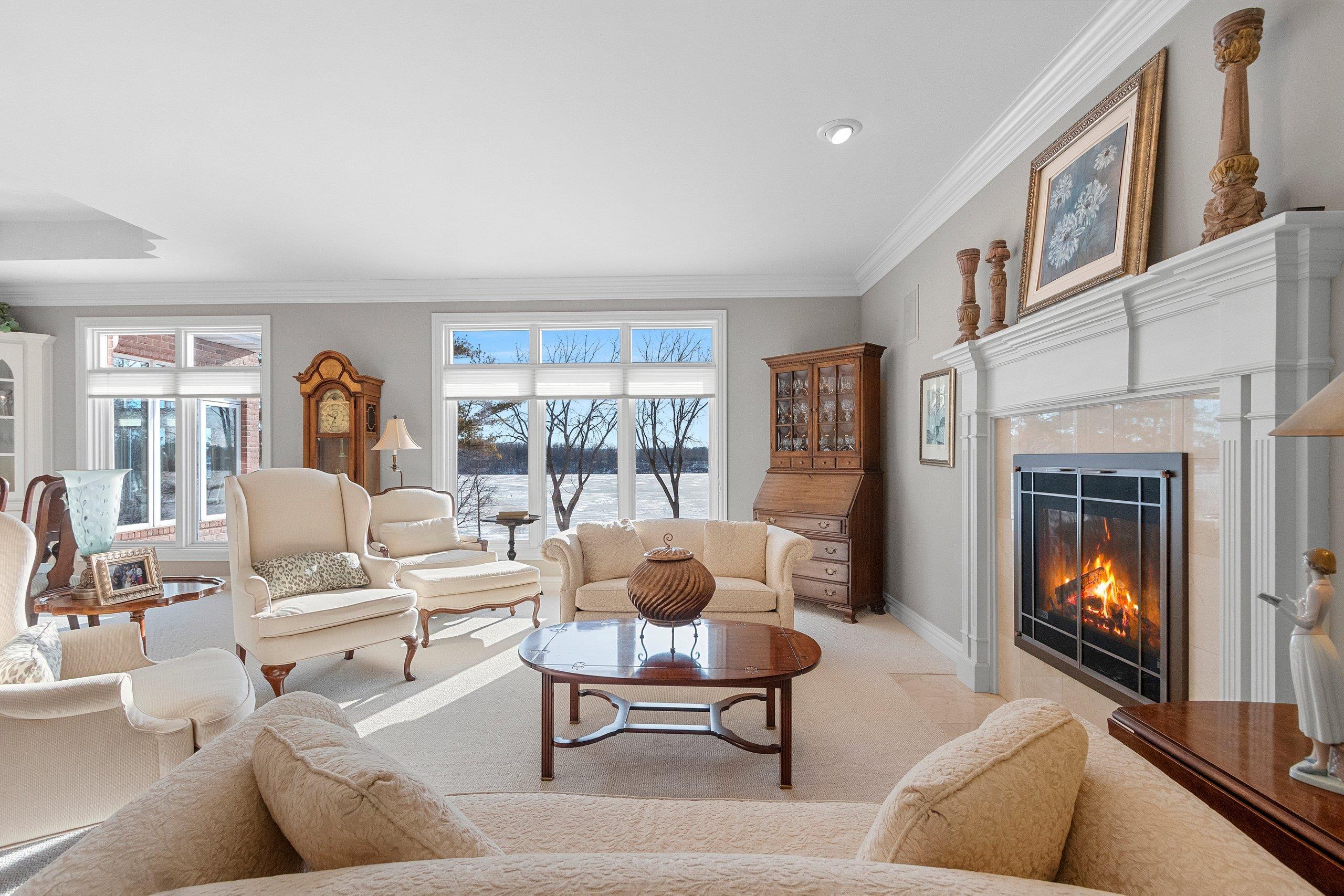 2355 Lost Dauphin Road De Pere, WI 54115 - Photo 5 of 51