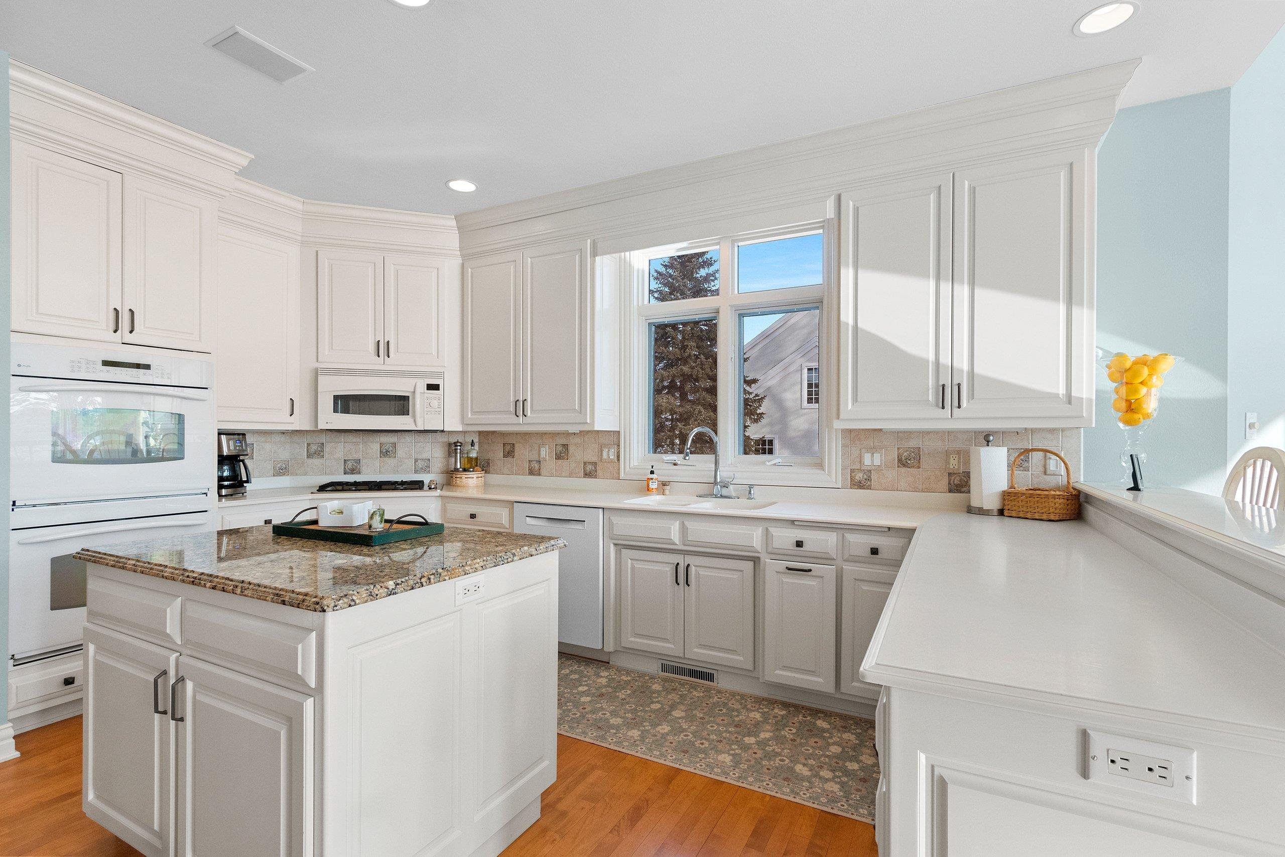 2355 Lost Dauphin Road De Pere, WI 54115 - Photo 8 of 51