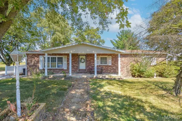 $168,540 | 5451 Club Congress Road, Waterloo, IL 62298