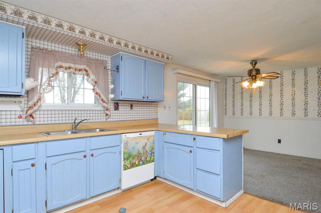 5451 Club Congress Road Waterloo, IL 62298 - Photo 17 of 40