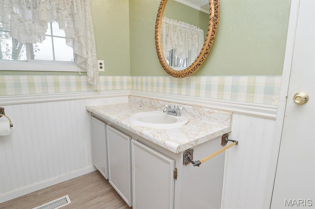 5451 Club Congress Road Waterloo, IL 62298 - Photo 19 of 40