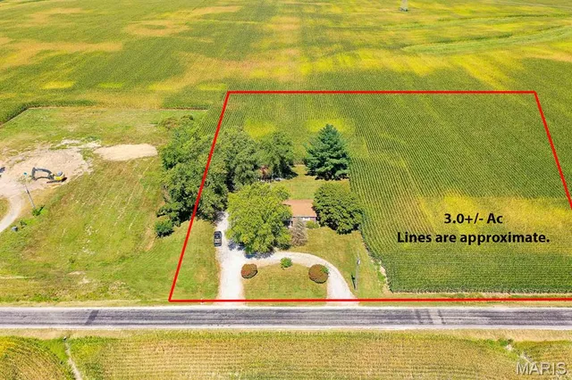 $70,000 | 5451 Club Congress Road, Waterloo, IL 62298