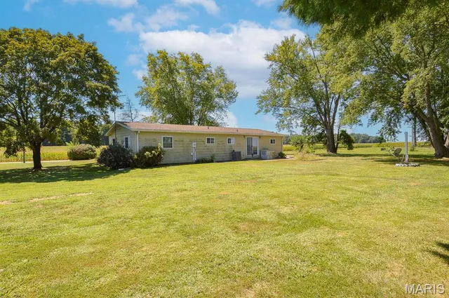 $70,000 | 5451 Club Congress Road, Waterloo, IL 62298