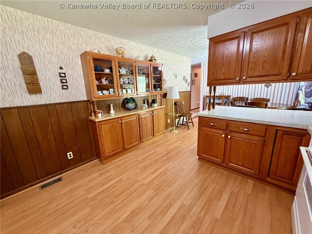 3913 Evansview Road Evans, WV 25241 - Photo 12 of 32 Gallery Image 12