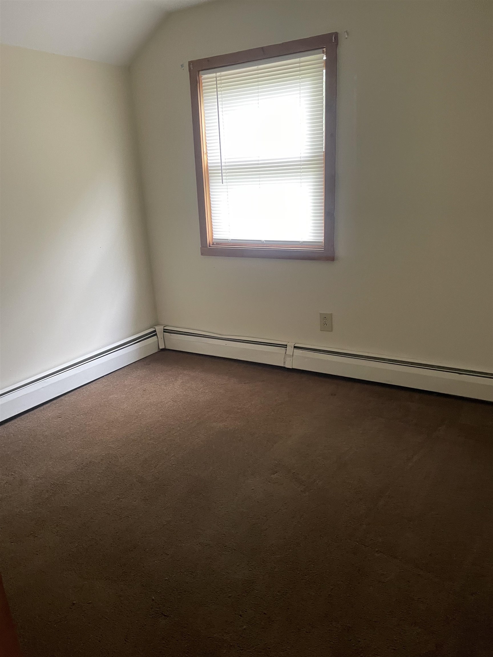 38 Cottage Street Rutland, VT 05701 - Photo 24 of 24