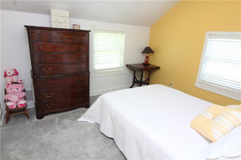 37 Forest Grove Road Coraopolis, PA 15108 - Photo 14 of 21 Second bedroom with beautiful accent wall would make a lovely guest room or children's bedroom.