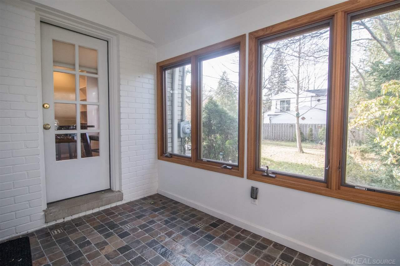 1337 Harvard Road Grosse Pointe Park, MI 48230 - Photo 14 of 36