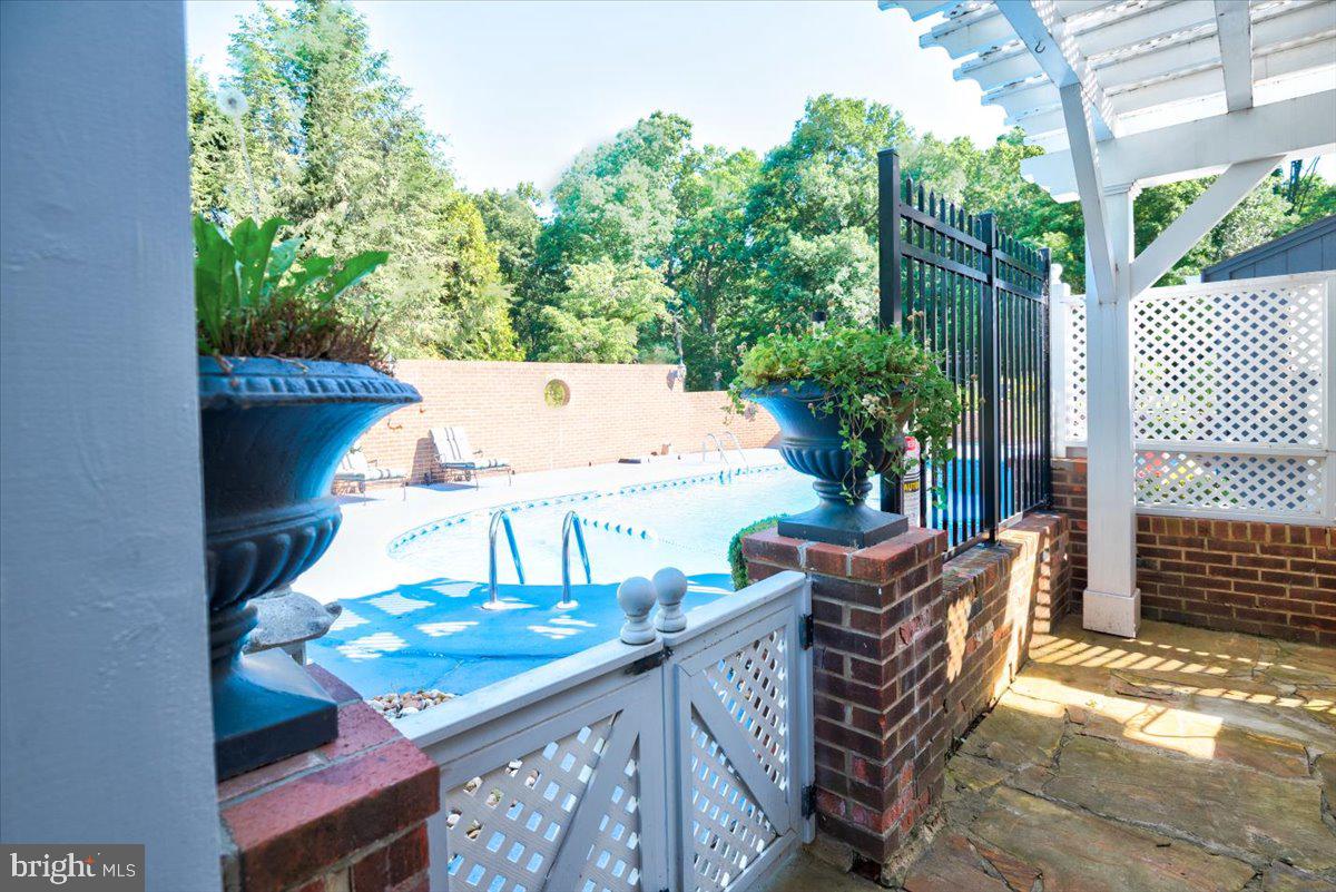 1226 Russell Road Berryville, VA 22611 - Photo 8 of 57 Gallery Image 8