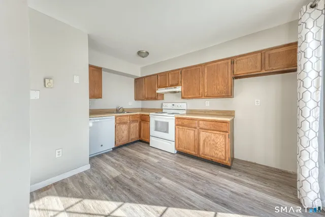 $176,500 | 45 Aspetuck Villiage, Unit 45, New Milford, CT 06776