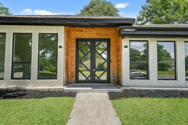 $4,600 | 7103 Blythdale Drive, Dallas, TX 75248