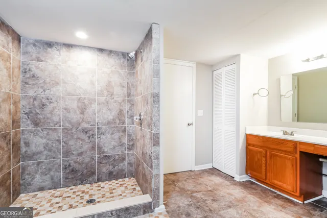 $2,035 | 3618 Chinaberry Lane, Snellville, GA 30039