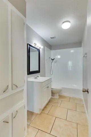 $1,650 | 6612 Avalon Drive, Watauga, TX 76148