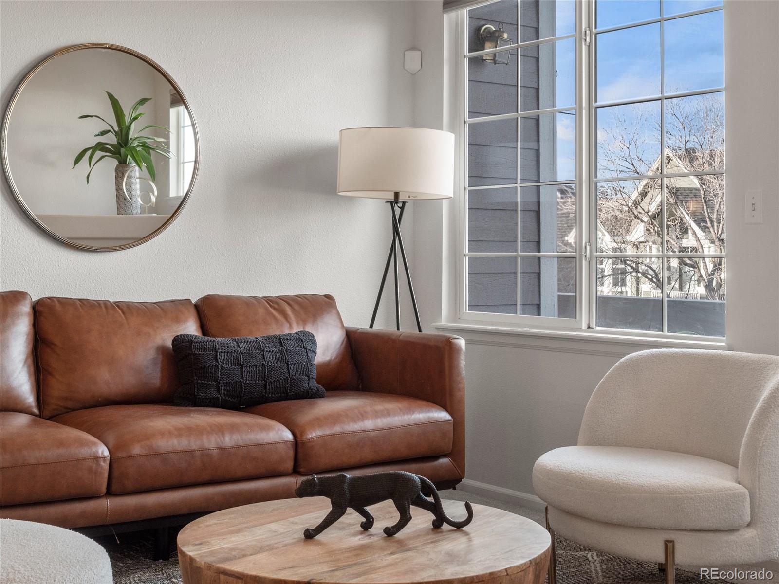 9465 Carlyle Park Place Highlands Ranch, CO 80129 - Photo 5 of 39 Gallery Image 5