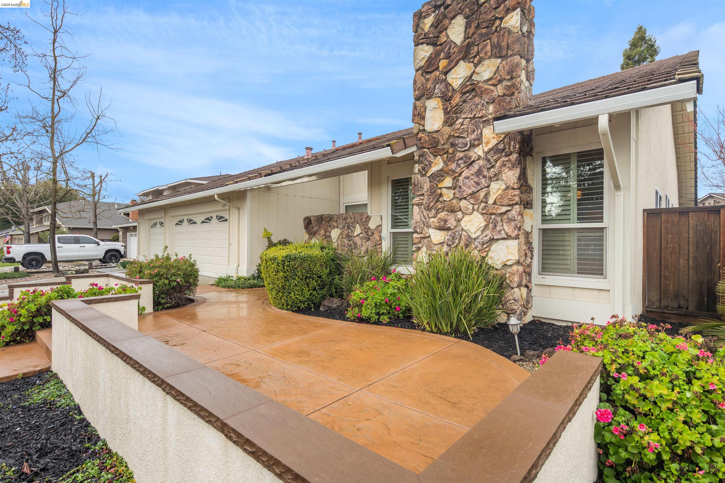 3237 Veracruz Drive San Ramon, CA 94583 - Photo 3 of 59 a view of a house with backyard and sitting area