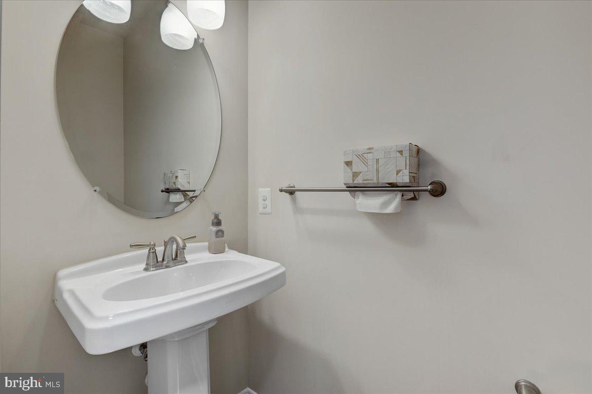 8635 Keech Road Charlotte Hall, MD 20622 - Photo 14 of 59