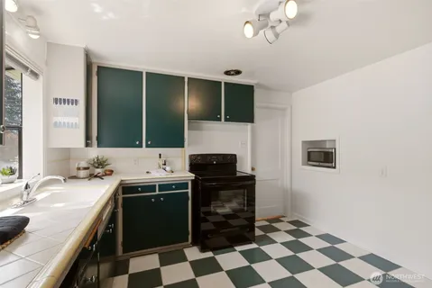 $515,000 | 4813 North 25th Street, Tacoma, WA 98407
