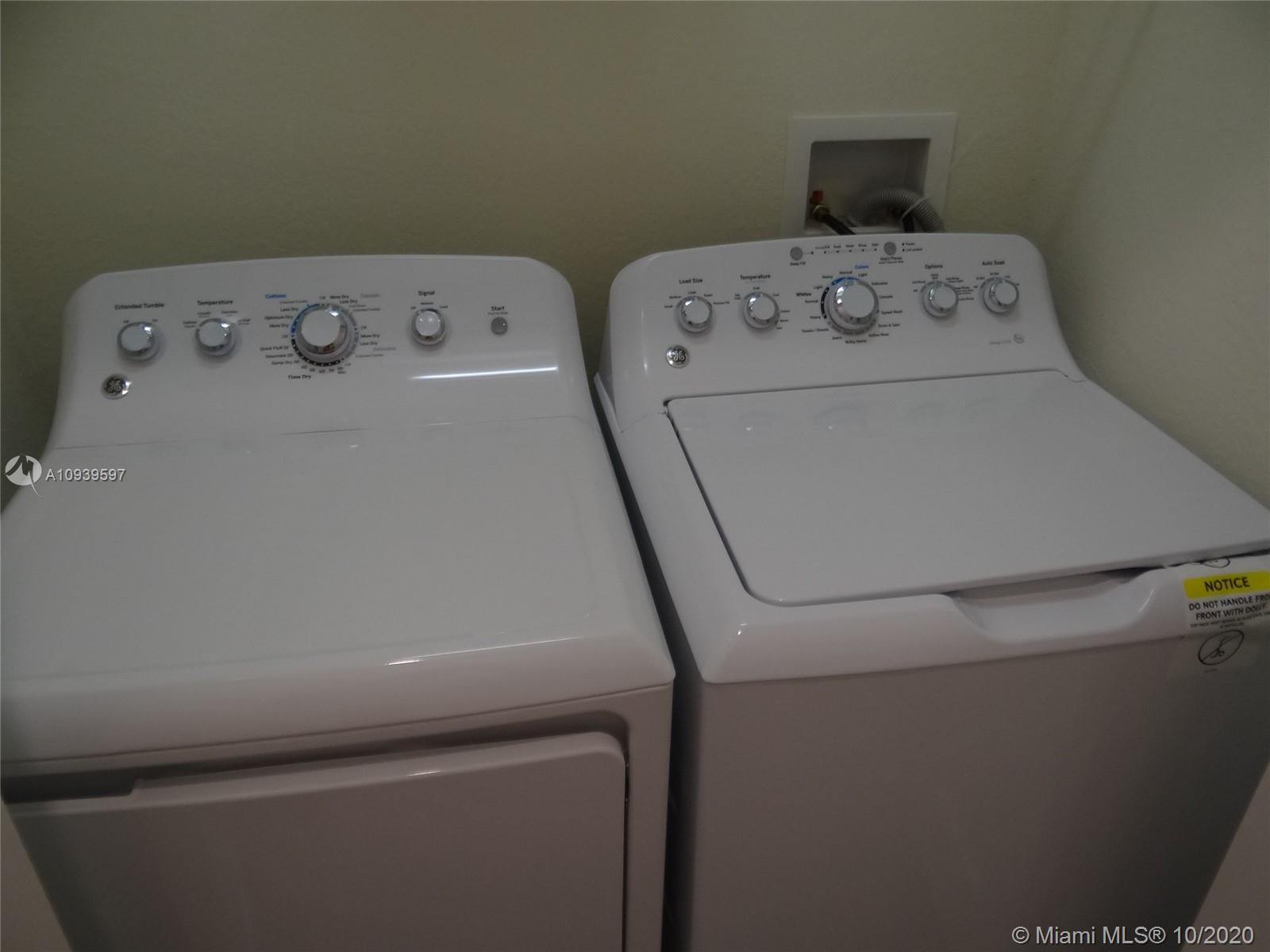 25259 Southwest 114th Court Homestead, FL 33032 - Photo 11 of 19