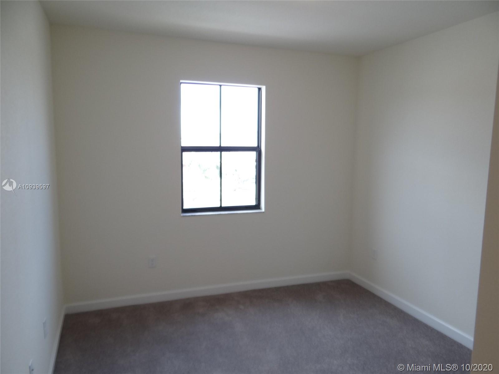 25259 Southwest 114th Court Homestead, FL 33032 - Photo 13 of 19