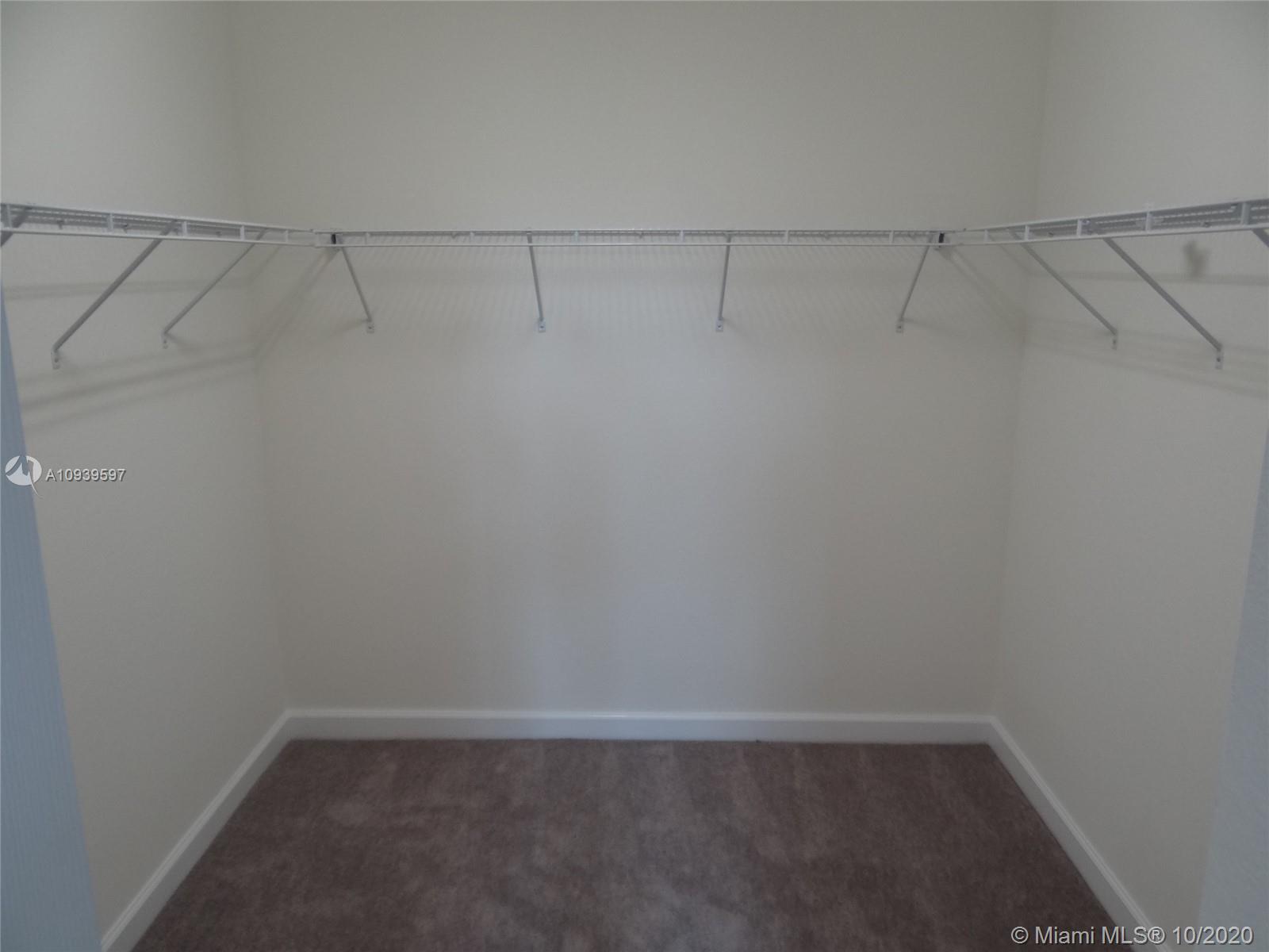 25259 Southwest 114th Court Homestead, FL 33032 - Photo 15 of 19