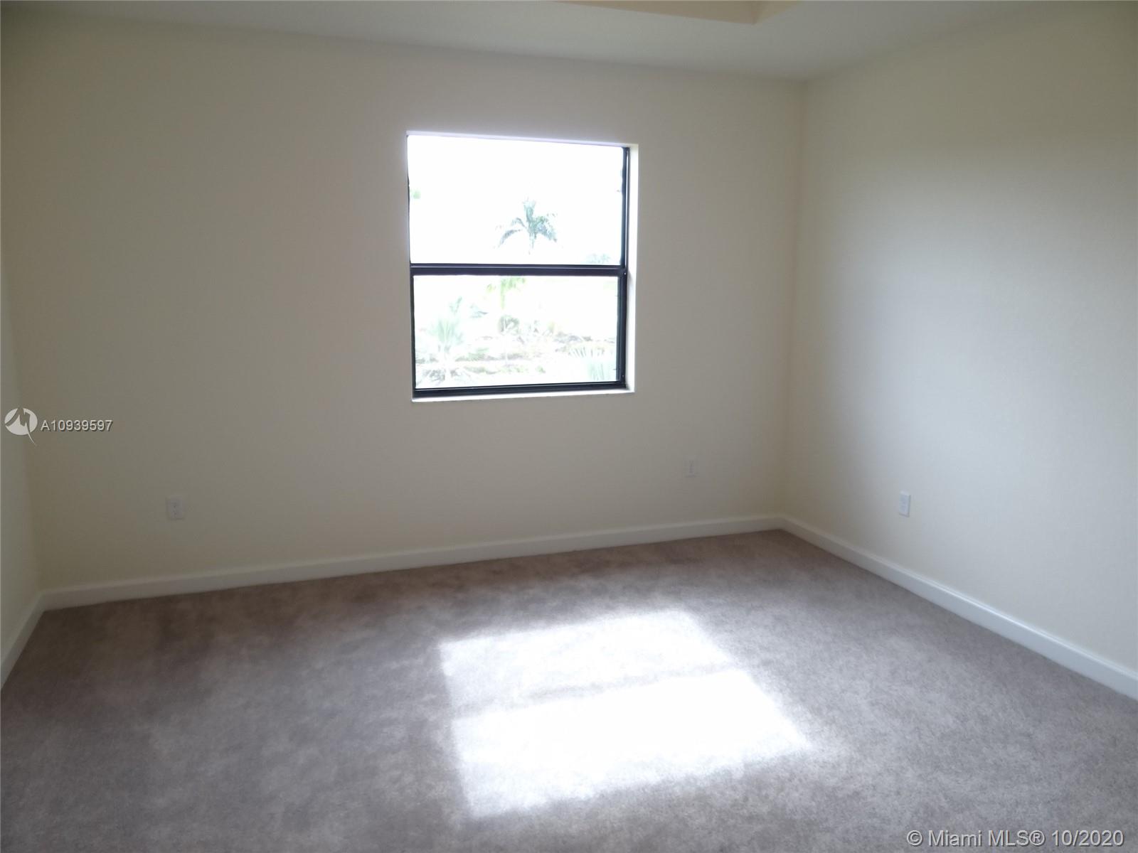 25259 Southwest 114th Court Homestead, FL 33032 - Photo 9 of 19