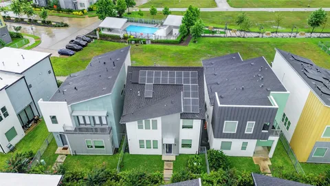 $569,500 | 9820 Mocking Bird Hill Lane, Houston, TX 77080