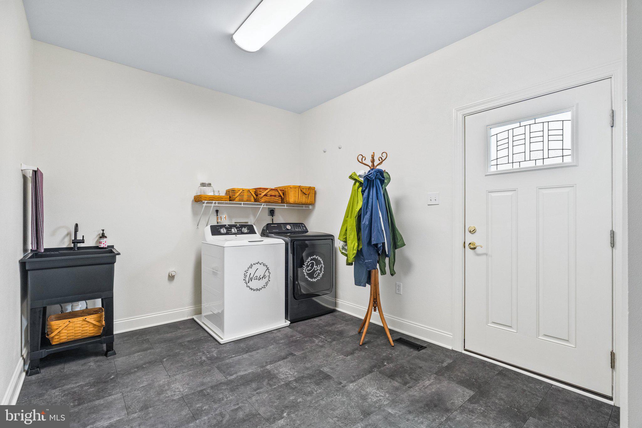 5715 Doubs Road Adamstown, MD 21710 - Photo 17 of 83 Main level laundry room.