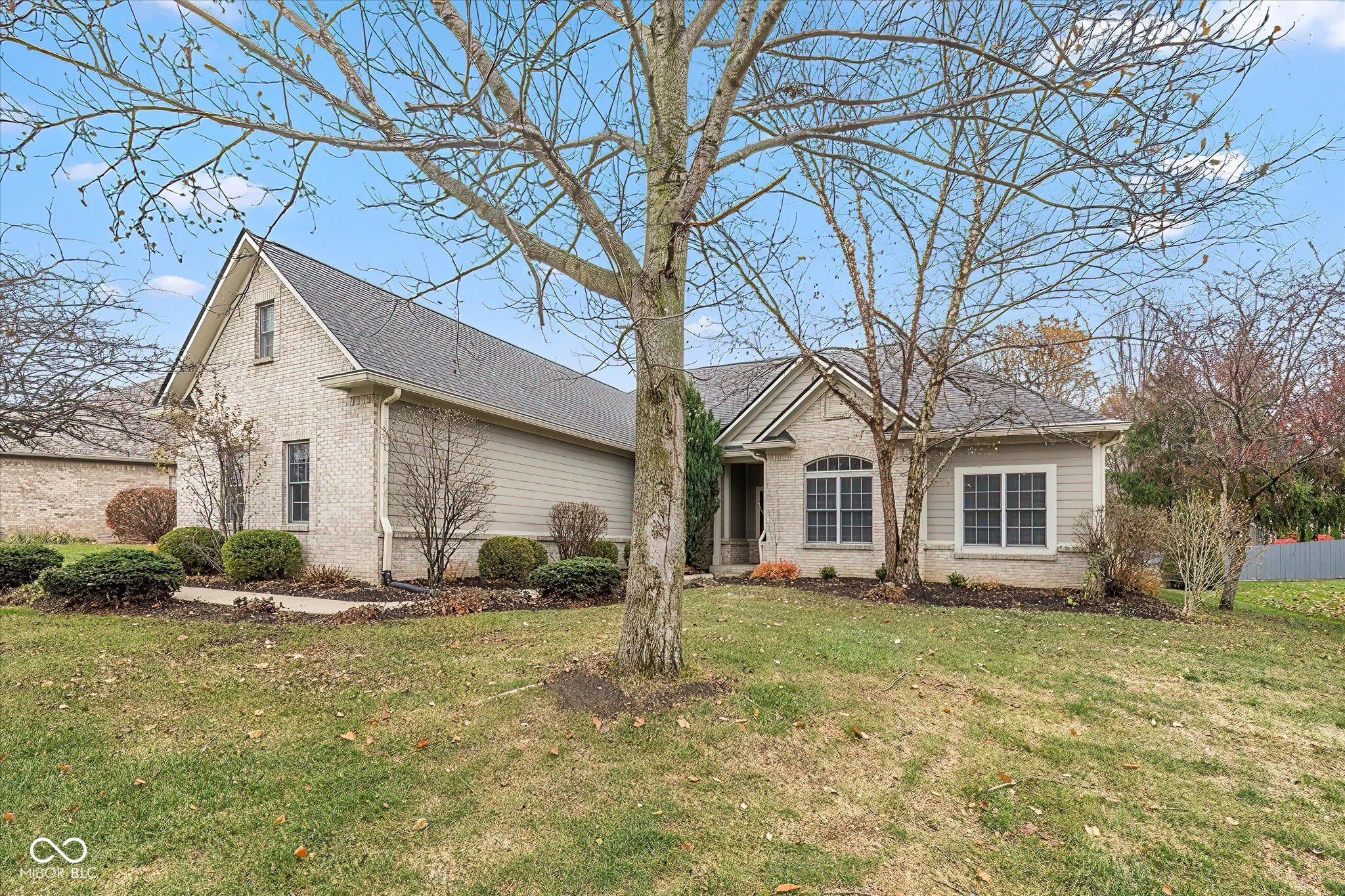 10973 Wintercove Way Fishers, IN 46038 - Photo 4 of 51