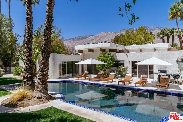 $2,550,000 | 550 North Arquilla Road, Palm Springs, CA 92262