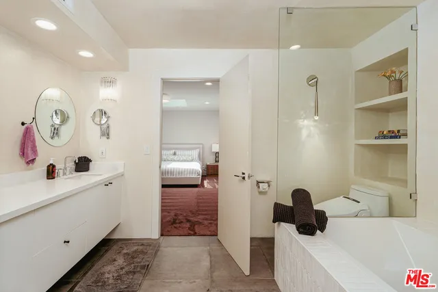 $2,550,000 | 550 North Arquilla Road, Palm Springs, CA 92262