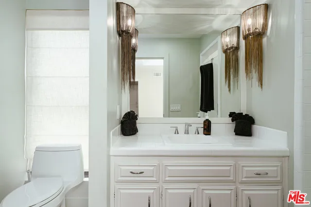 $2,550,000 | 550 North Arquilla Road, Palm Springs, CA 92262