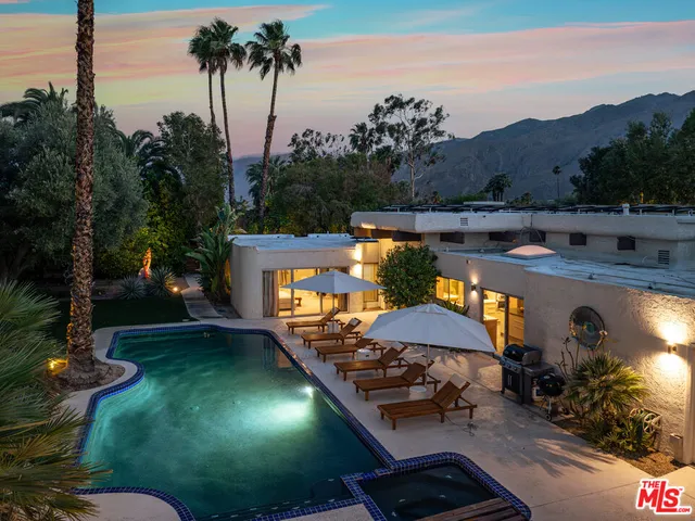 $2,550,000 | 550 North Arquilla Road, Palm Springs, CA 92262