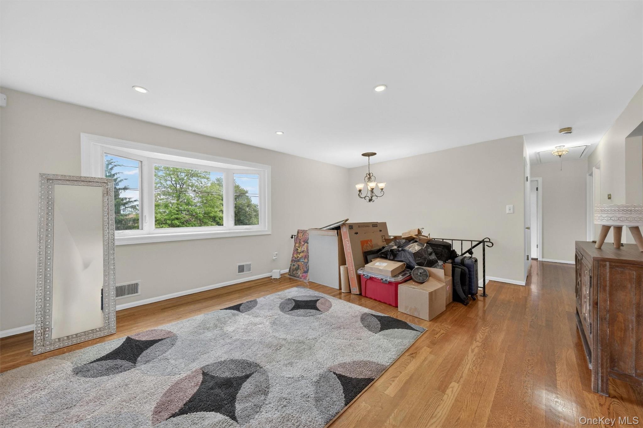 37 Surrey Road Chester, NY 10918 - Photo 6 of 38