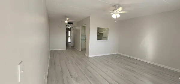 $1,200 | 300 Village Green Circle South, Unit 203, Palm Springs, FL 33461