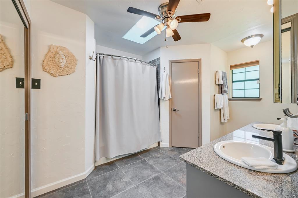 912 North Dove Road Grapevine, TX 76051 - Photo 19 of 28