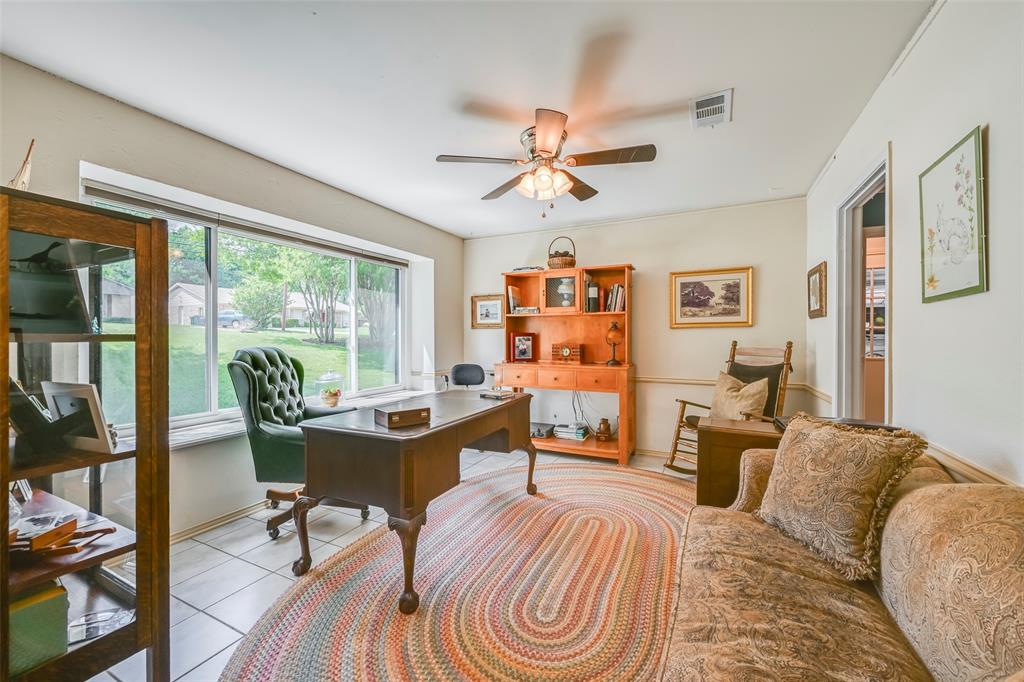 912 North Dove Road Grapevine, TX 76051 - Photo 4 of 28