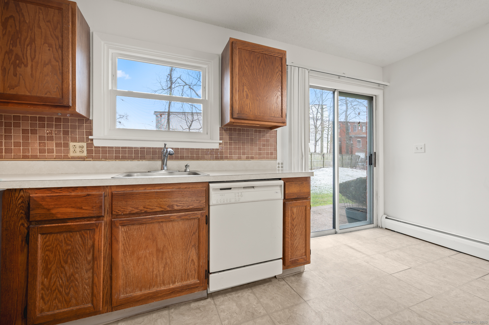 16 Lawton Road, Unit 22 Manchester, CT 06040 - Photo 12 of 31