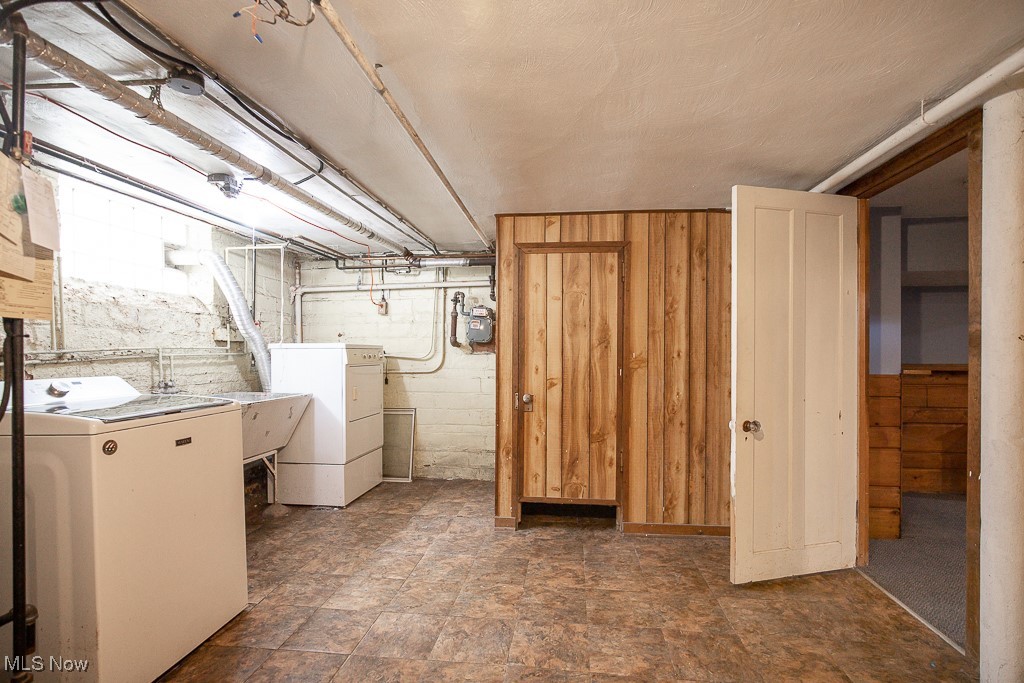 2611 Exeter Road Cleveland, OH 44118 - Photo 35 of 46 Basement laundry area