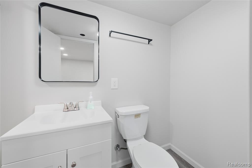 2722 Banner Street Dearborn, MI 48124 - Photo 25 of 32