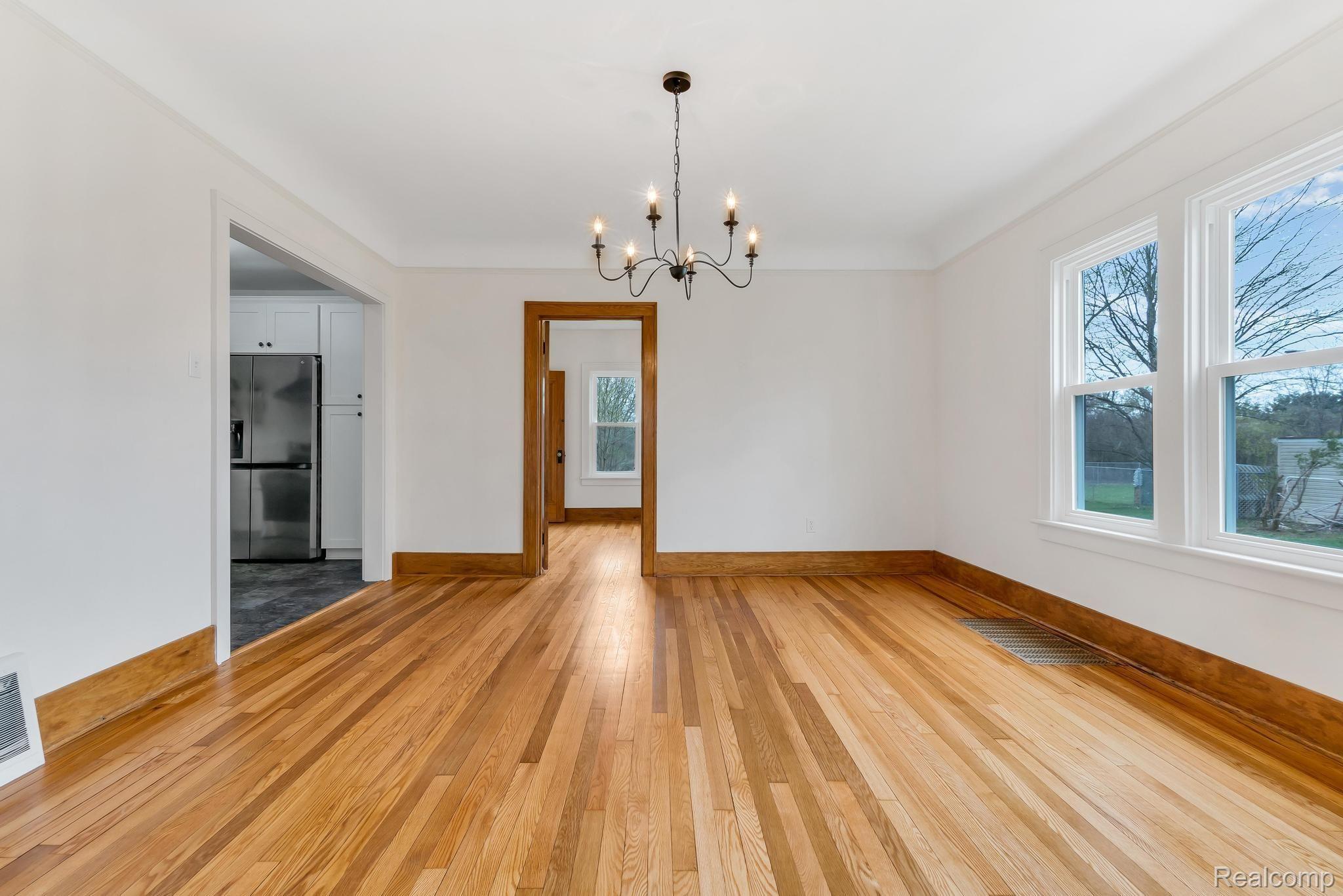 1048 Reid Road Grand Blanc, MI 48439 - Photo 10 of 50 Gallery Image 10