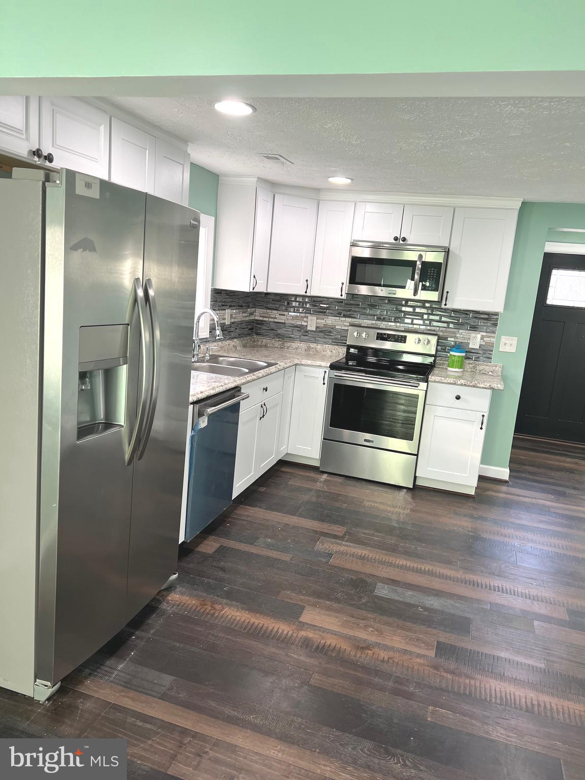 1446 Log Inn Road Annapolis, MD 21409 - Photo 6 of 38 Kitchen