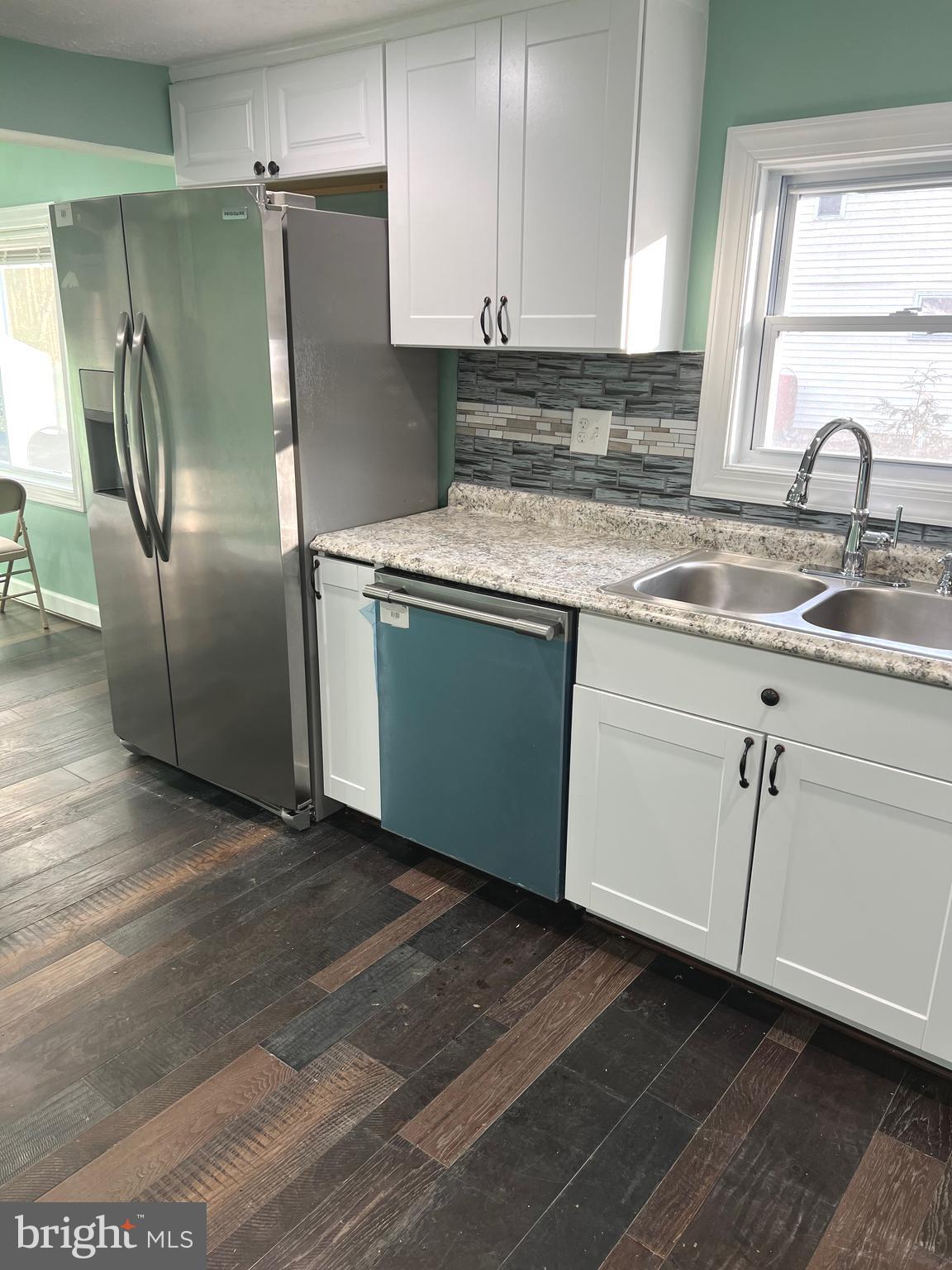 1446 Log Inn Road Annapolis, MD 21409 - Photo 7 of 38 Kitchen