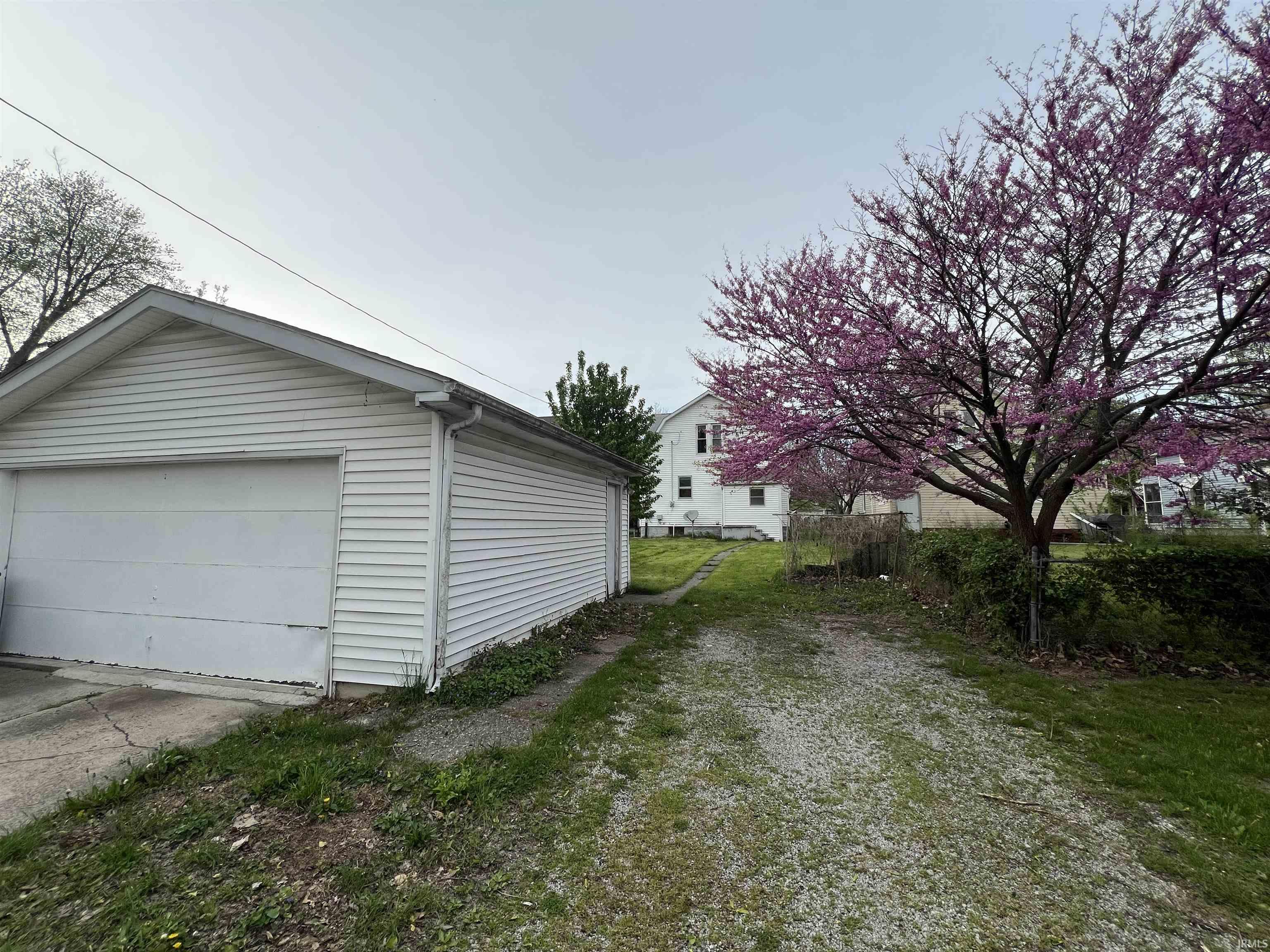 925 Cottage Avenue Fort Wayne, IN 46807 - Photo 27 of 31