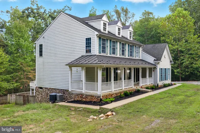 $1,140,000 | 14388 Waterford Woods Court, Leesburg, VA 20176