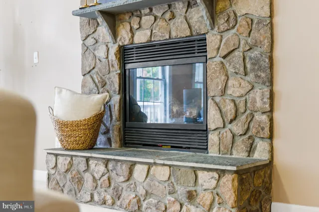 $1,150,000 | 14388 Waterford Woods Court, Leesburg, VA 20176