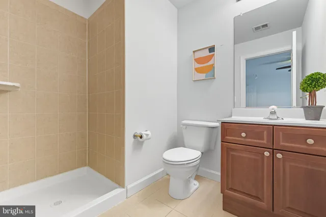 $1,140,000 | 14388 Waterford Woods Court, Leesburg, VA 20176