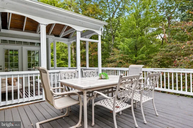 $1,150,000 | 14388 Waterford Woods Court, Leesburg, VA 20176